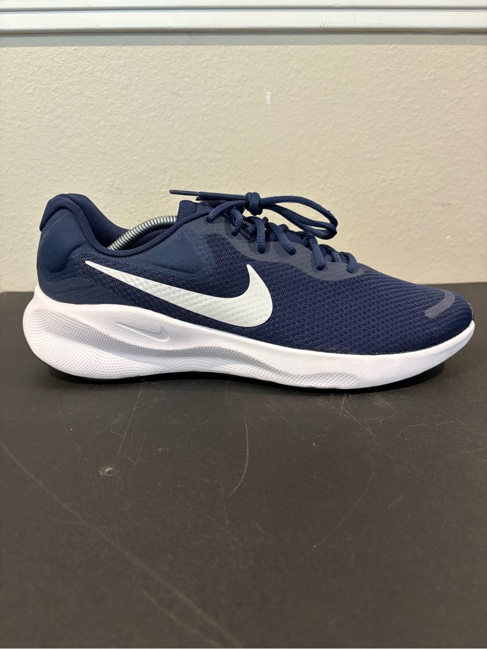 Nike Revolution 7 Midnight Navy Men’s Size 11.5 Running Shoes FB2207-400 - Picture 2 of 9